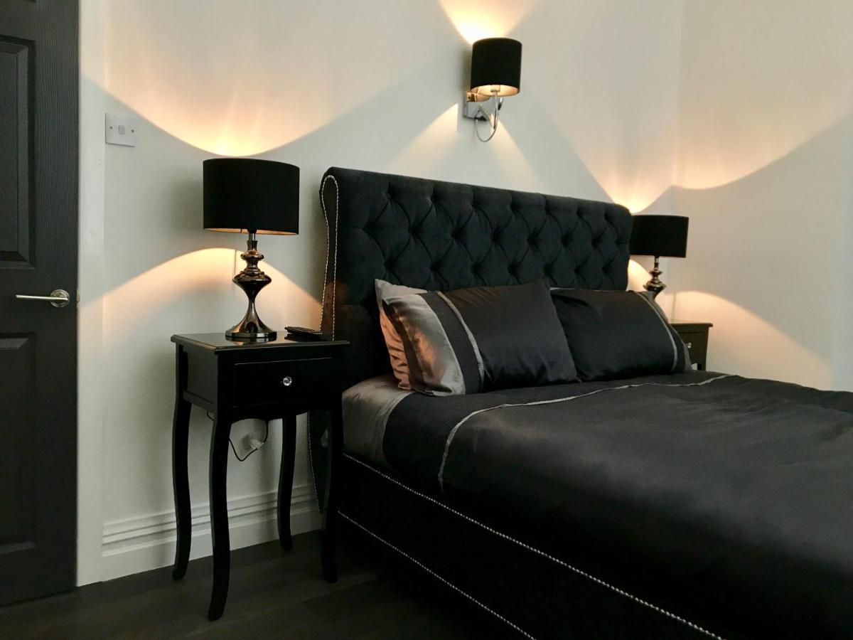 Apartment 77 Park Road